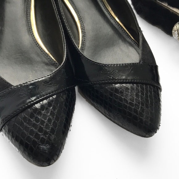 Coach & Four Patent Snake Suede Pointy Toe Flats - Picture 6 of 6